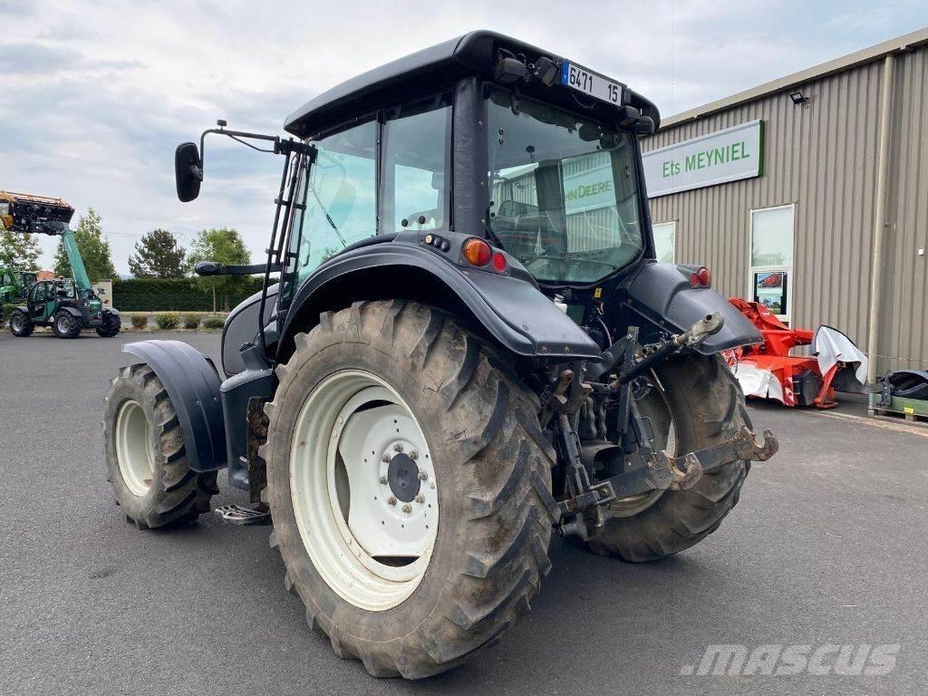 Valtra N92 HITECH Trattori
