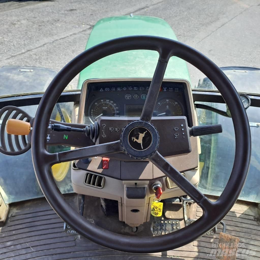 John Deere 6910 Trattori
