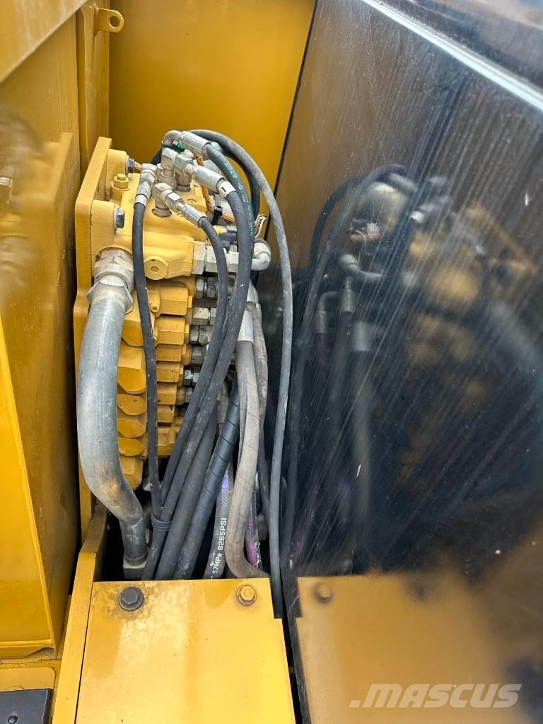 CAT 306 Miniescavatori