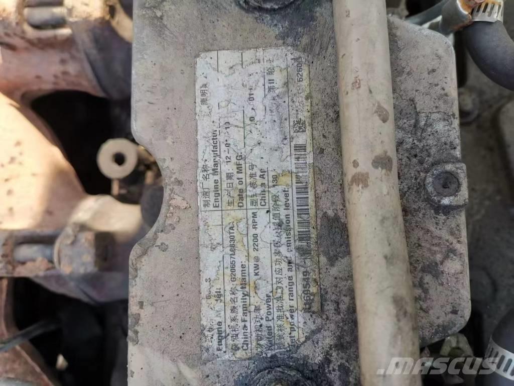 Hyundai 305-9 Escavatori cingolati
