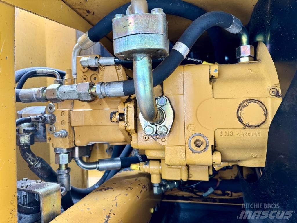 CAT M 316 C Escavatori gommati