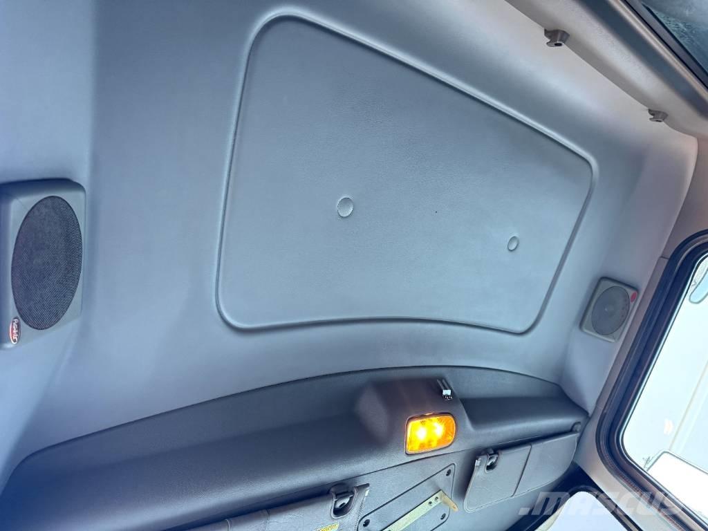 Peterbilt 348 Camion ribaltabili