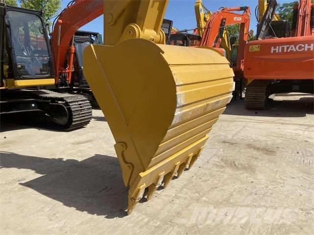 CAT 330 GC Escavatori cingolati