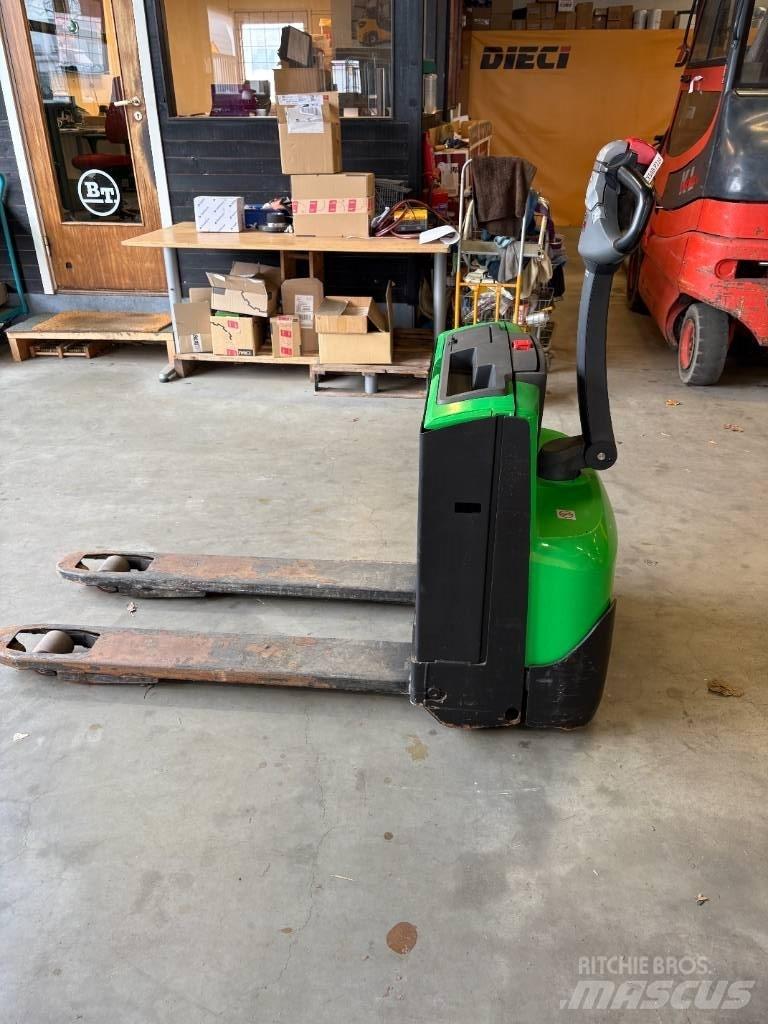Cesab P 214 Transpallet manuale