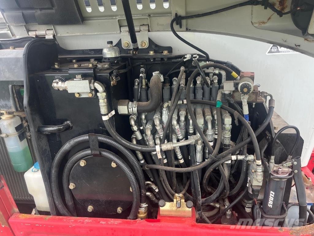 Takeuchi TB 230 Miniescavatori