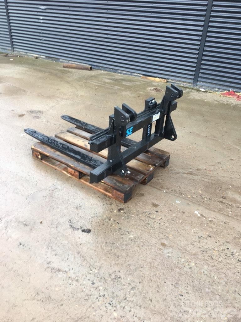  SE AB Terex TL65-80 Forche
