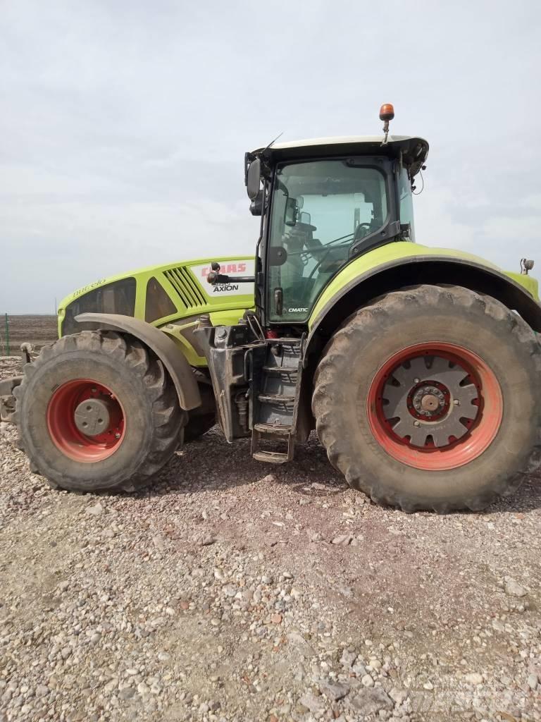 CLAAS Axion 940 SCR Trattori