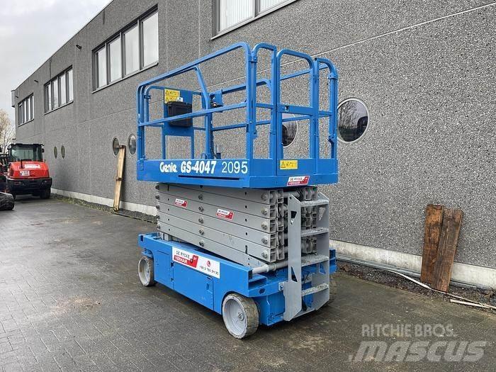 Genie GS4047 Piattaforme cingolate, Piattaforme a ragno e Montacarichi