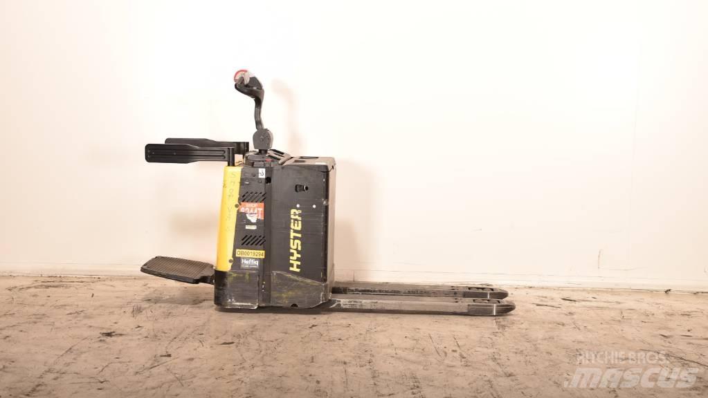 Hyster P 2.0 S Carrelli elevatori bassi a piattaforma