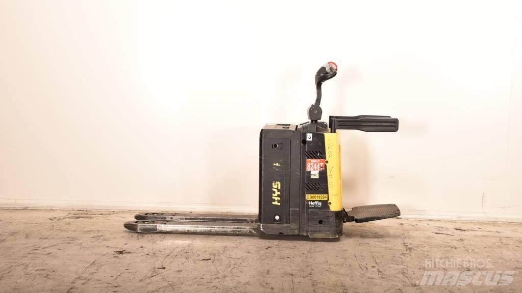 Hyster P 2.0 S Carrelli elevatori bassi a piattaforma