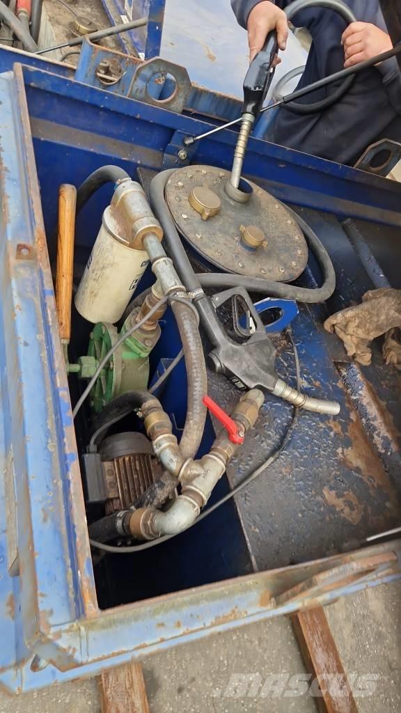  tolsma brandstoftank Movimentazione materiali altro