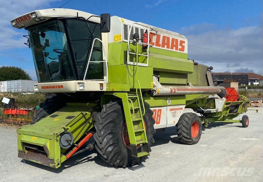 CLAAS Dominator 98 Mietitrebbiatrici