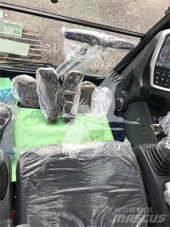 Hyundai HX300L Escavatori cingolati