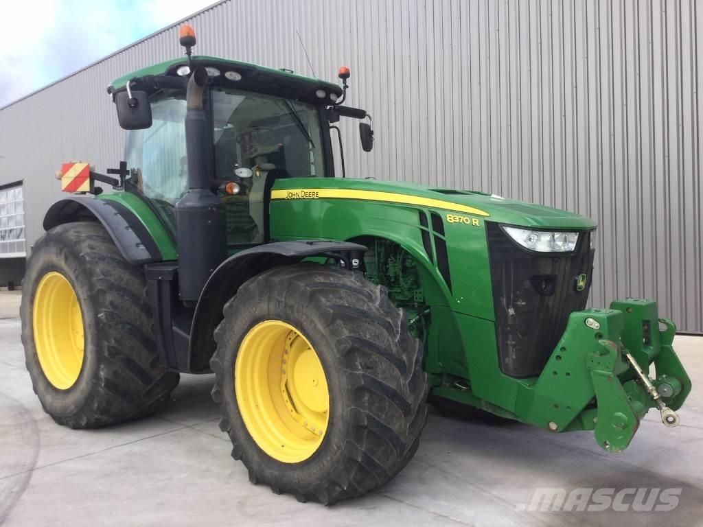 John Deere 8370R Trattori