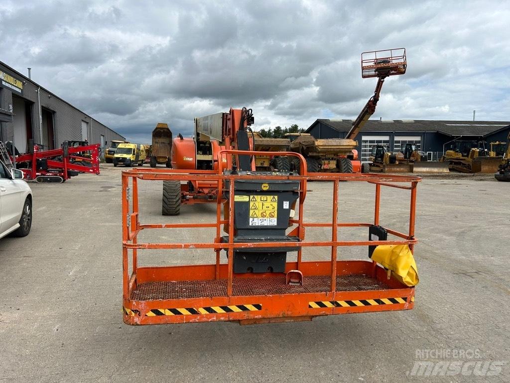 JLG 860 SJ Piattaforme a braccio telescopico