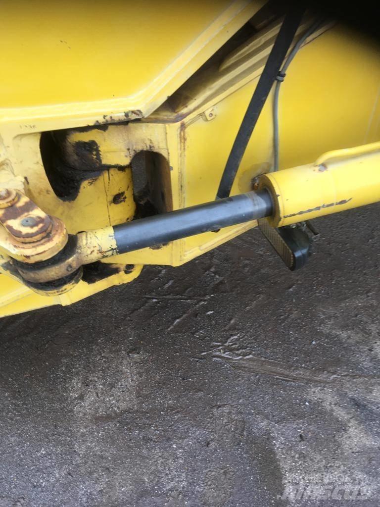 Komatsu PC130-8 Componenti idrauliche