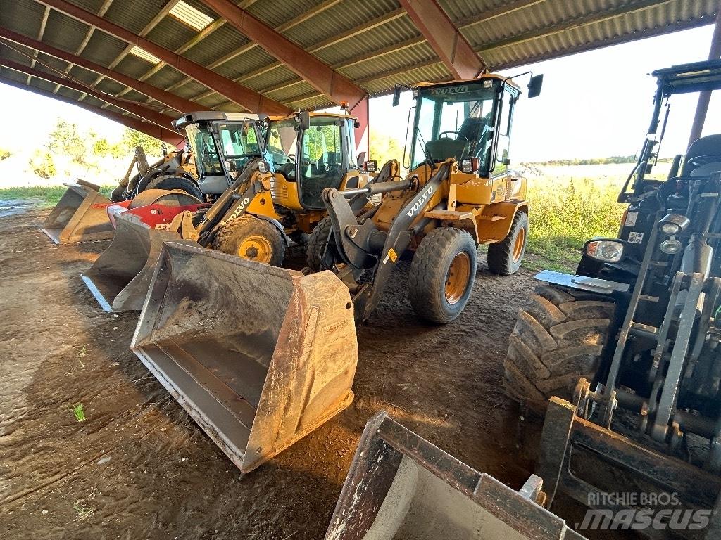 Volvo L 30 G Pale gommate