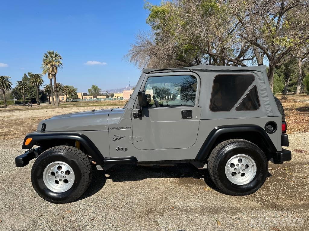 Jeep Wrangler Sport Auto