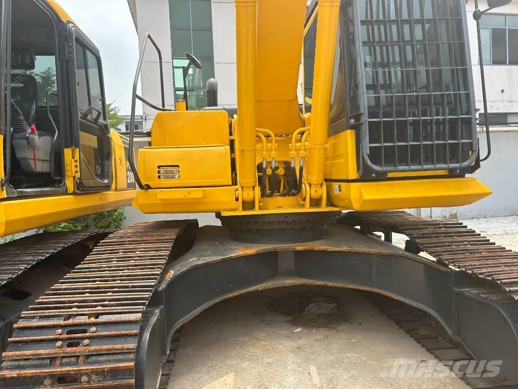 Komatsu PC240LC-8 Escavatori cingolati