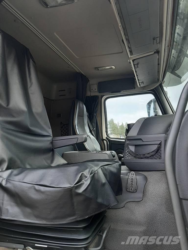 Volvo FM 11 Camion portacontainer