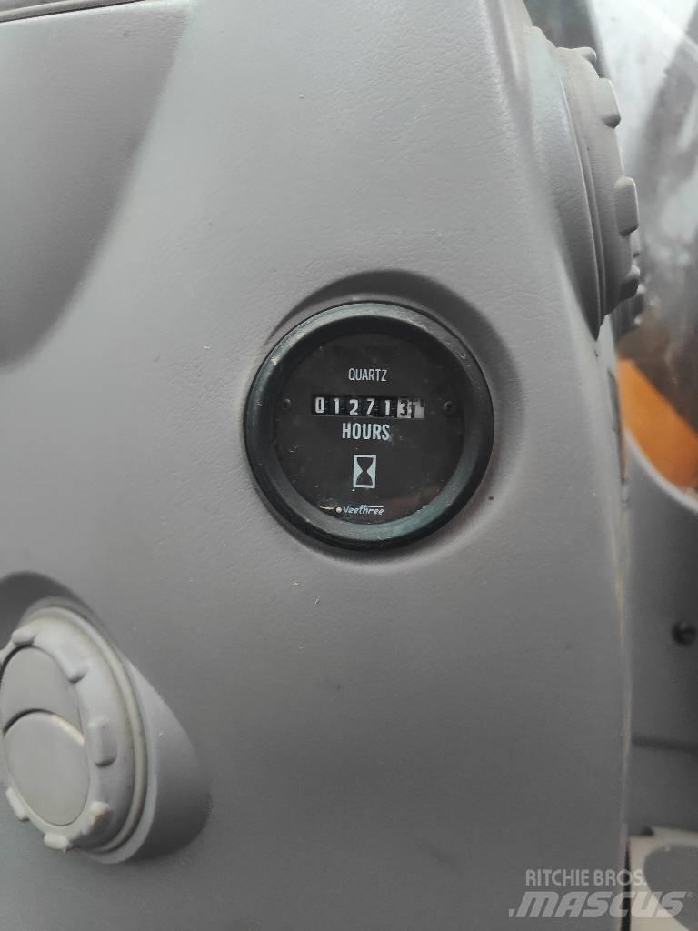 Volvo ECR 235 C L Escavatori cingolati