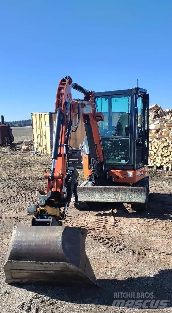 Hitachi Zaxis 26 U Miniescavatori