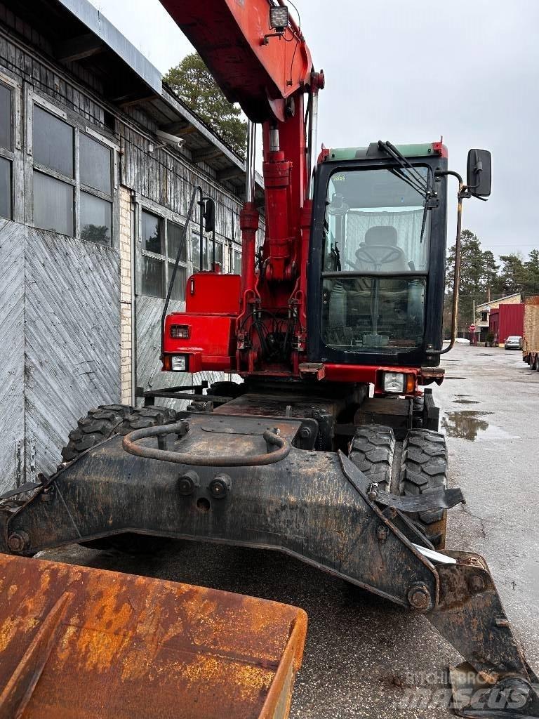 JCB JS 130 W Escavatori gommati