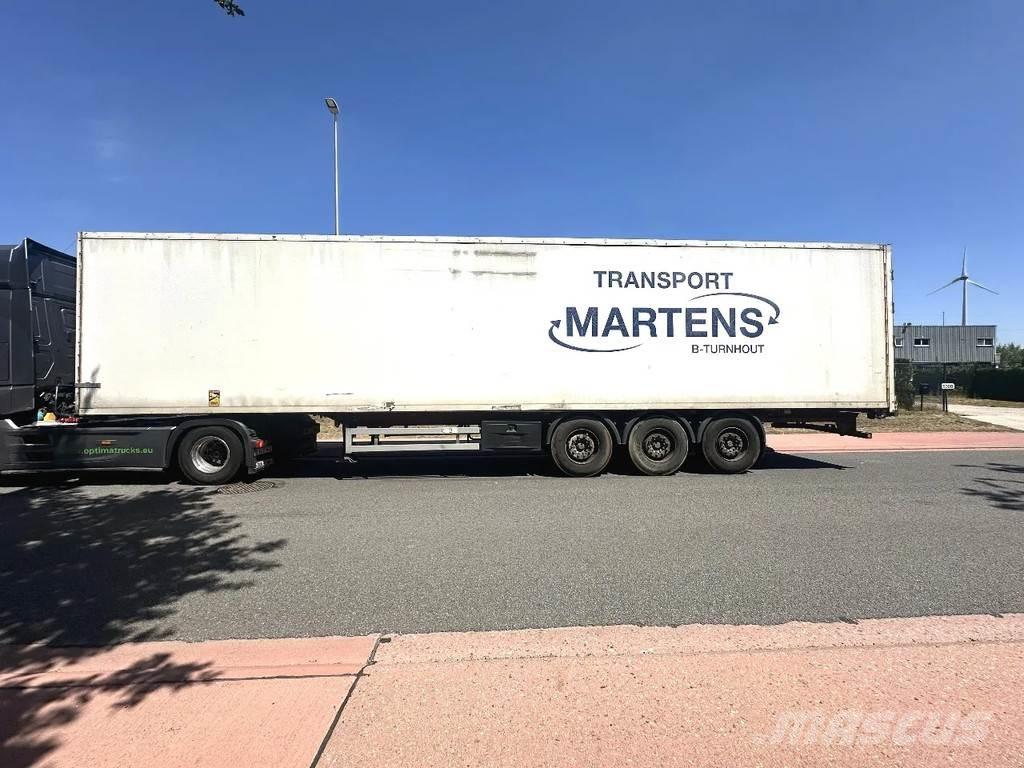 Renders 12.27 NA Semirimorchi a cassone chiuso