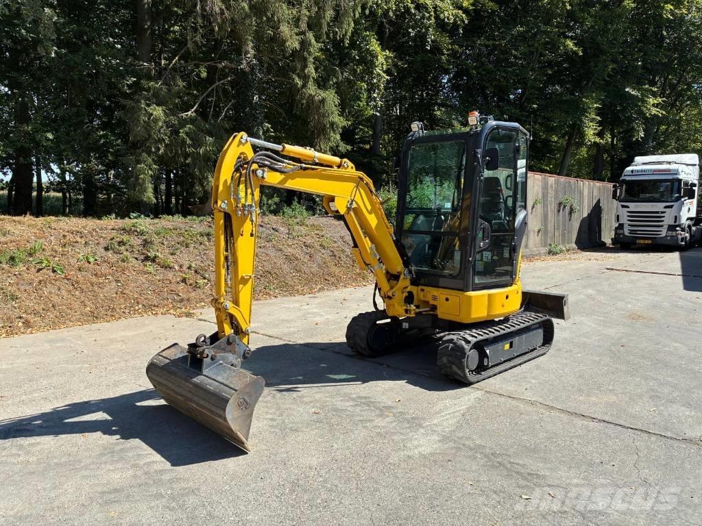 Komatsu PC26MR-5 Miniescavatori