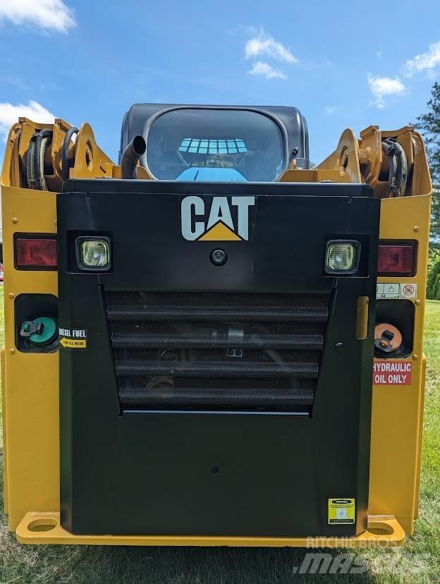 CAT 226 D Mini Pale Gommate