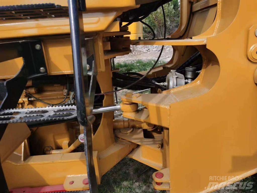 CAT 966 H Pale gommate