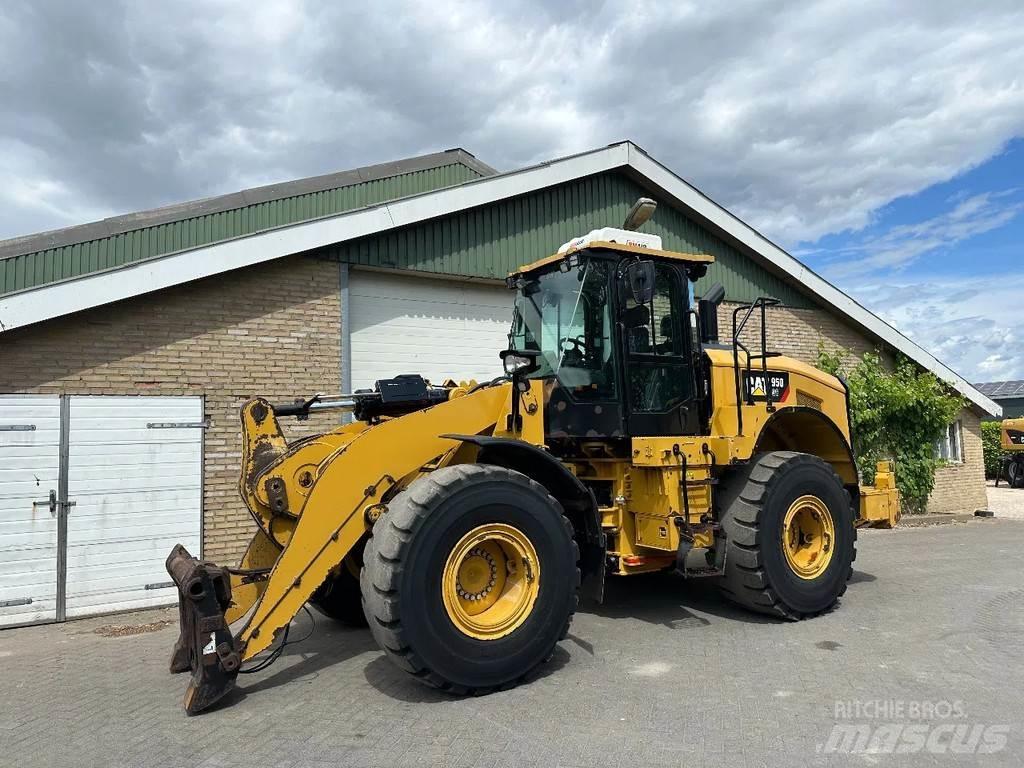 CAT 950G Pale gommate