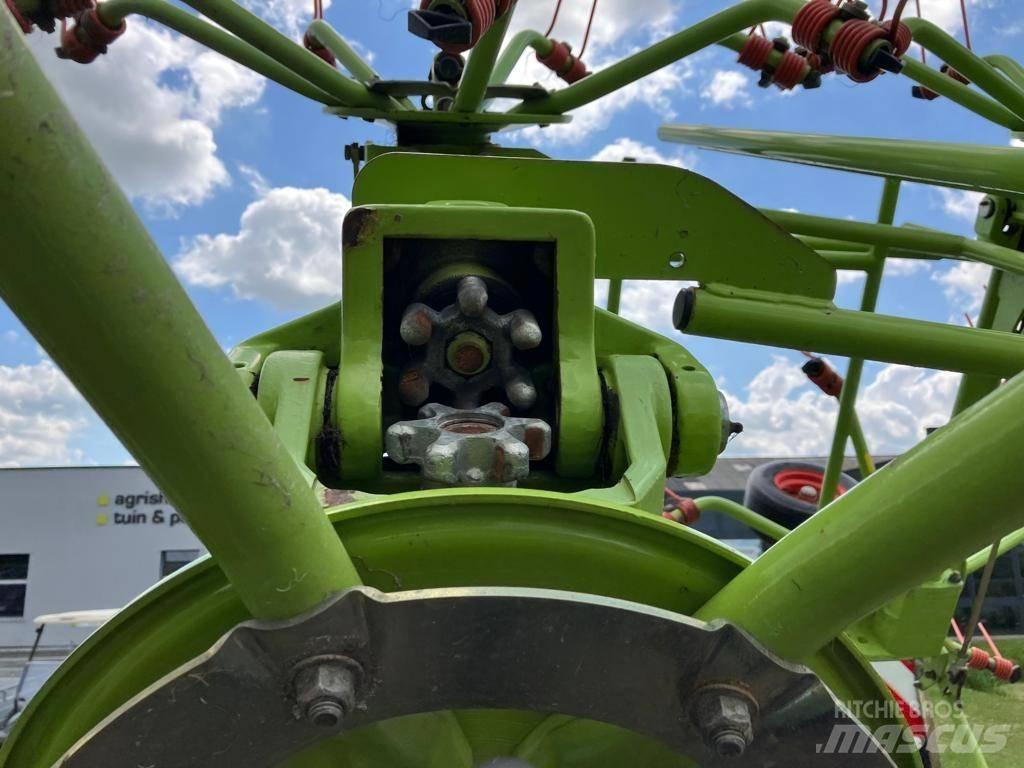 CLAAS Volto 1300 T Ranghinatori