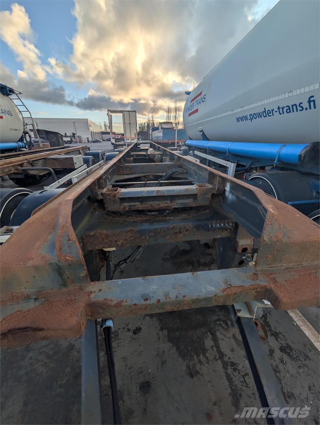 Jyki V31-W0 Rimorchi scarrabili