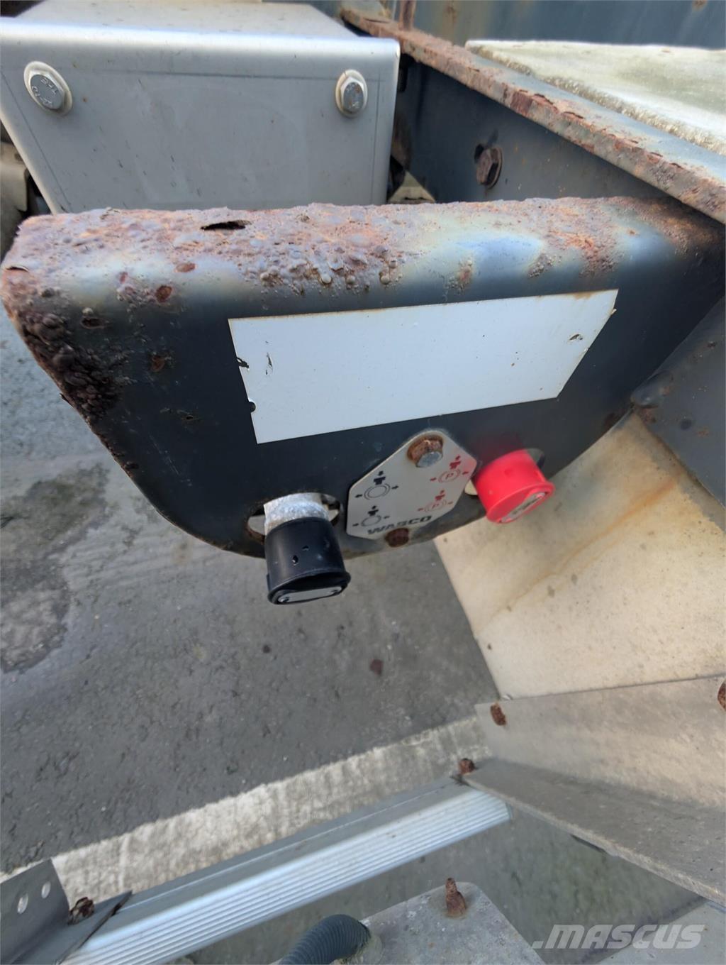 Jyki V31-W0 Rimorchi scarrabili