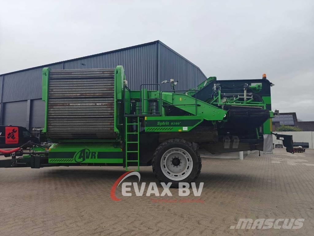 AVR Spirit 9200 Scava raccogli patate