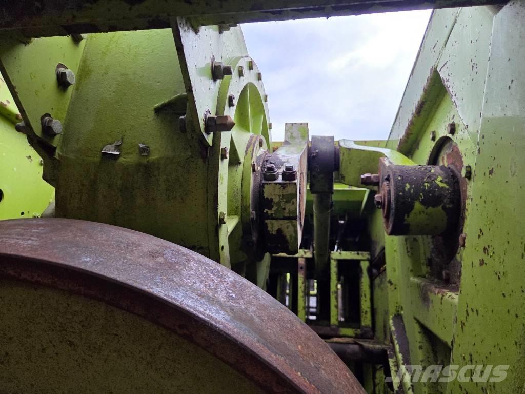 CLAAS Quadrant 1200 Presse quadre