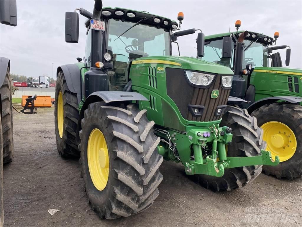 John Deere 6215R Trattori