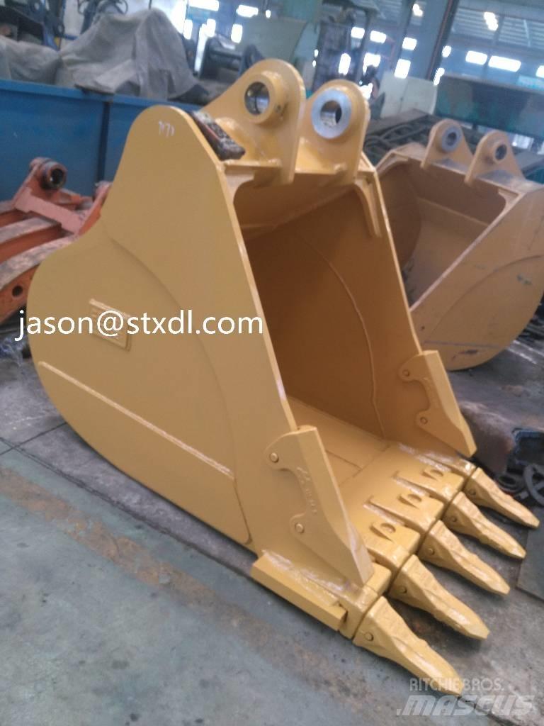 CAT 326 Rock Bucket Benne