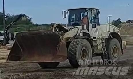 CAT 966 H Pale gommate