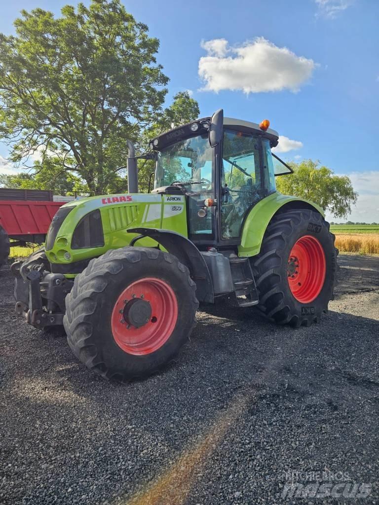 CLAAS ARION 630 CIS Trattori