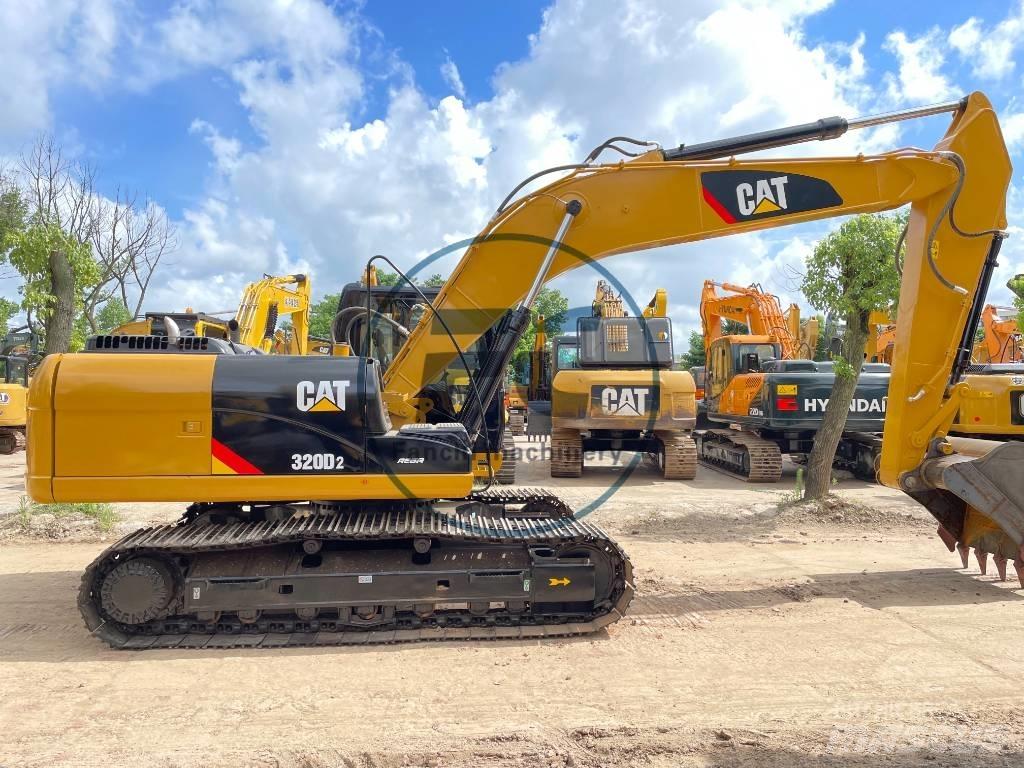 CAT 320 D 2 Escavatori medi 7t - 12t