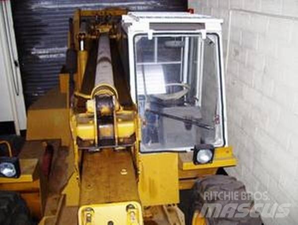 JCB 530B-4HL Elevatore per esterni