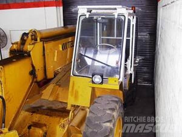 JCB 530B-4HL Elevatore per esterni