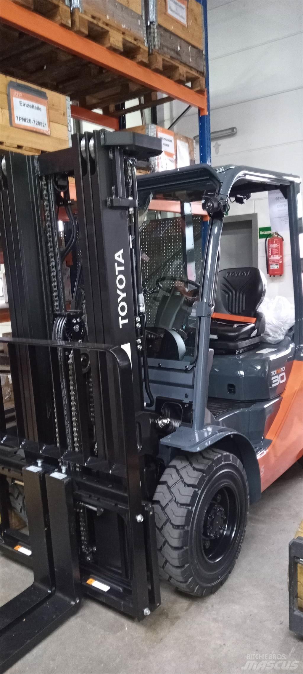 Toyota 52-8FDF30 Carrelli elevatori diesel