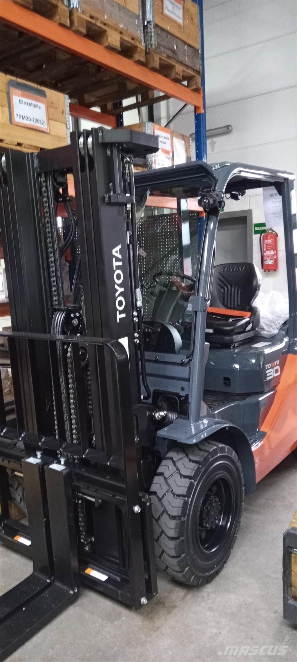 Toyota 52-8FDF30 Carrelli elevatori diesel