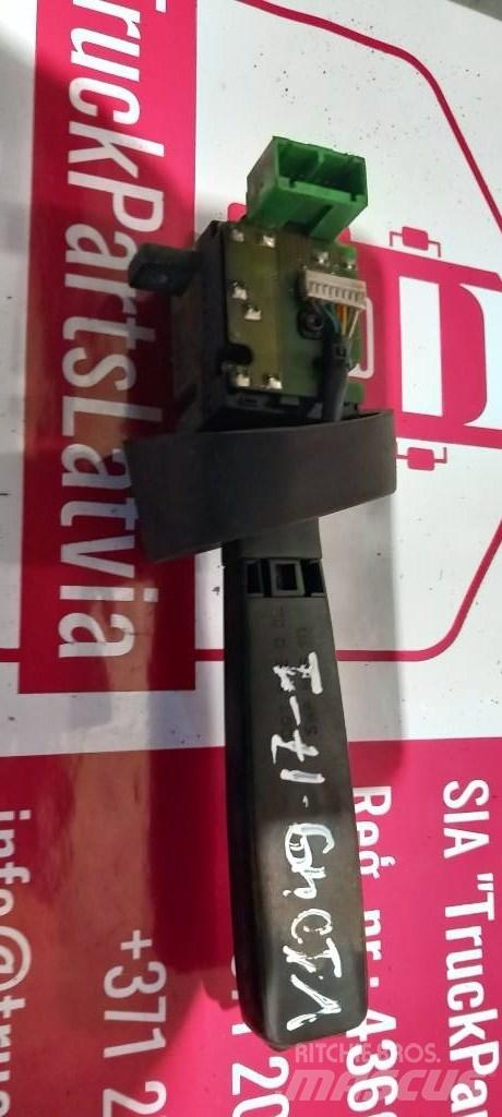 Volvo FH 12.    3944026 Cabine e interni