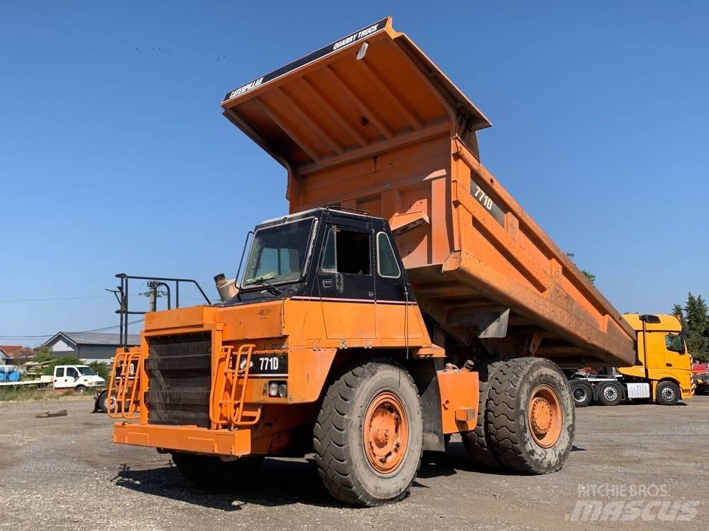 CAT 771 D Dumper a telaio rigido