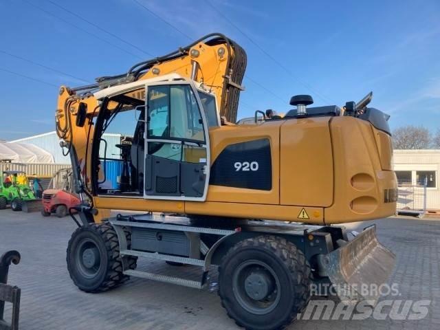Liebherr A920 Escavatori gommati