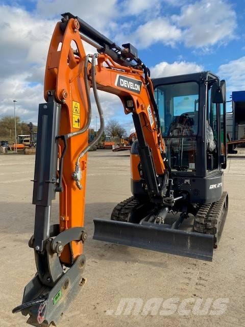 Develon DX 27 Z-7 Miniescavatori